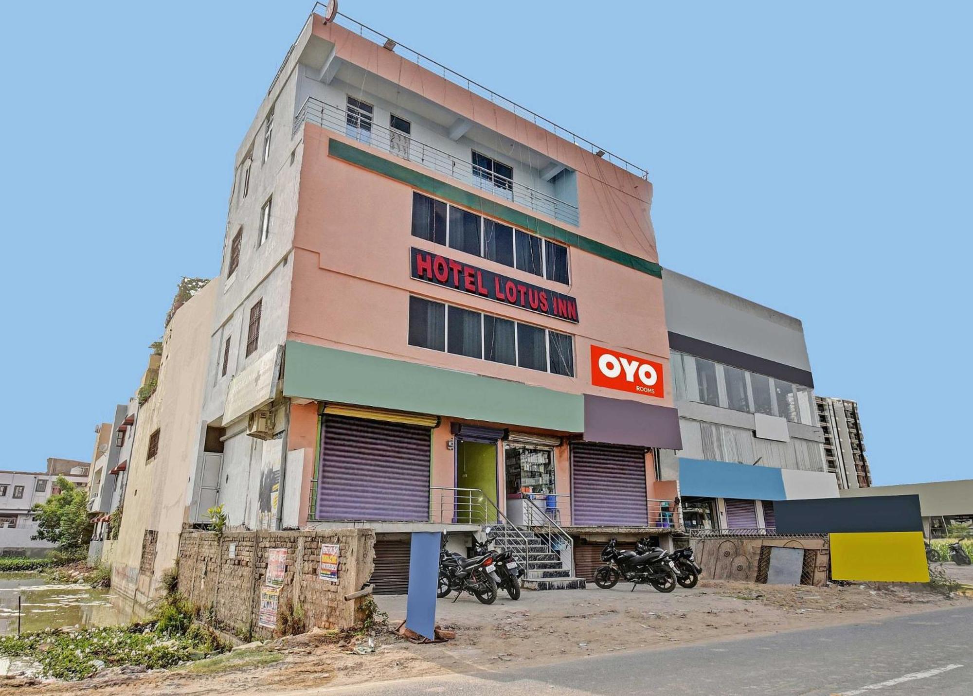 Hotel O Lotus Inn Danapur Exteriör bild